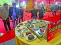 奇石火锅端上桌 你想吃吗？
