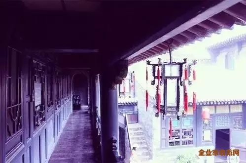 比马云王健林更壕，这才是真正的大户人家！